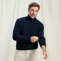HW26_Signature_Knitwear.jpg HW26_Signature_Knitwear.jpg