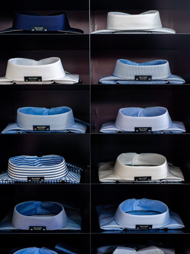 OLYMP kragen collectie in rek.