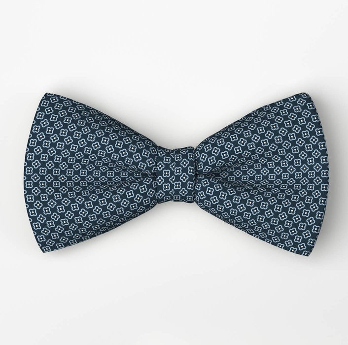 OLYMP Bow tie / pocket square set – Image 2 of 3 OLYMP Bow tie / pocket square set – Image 2 of 3