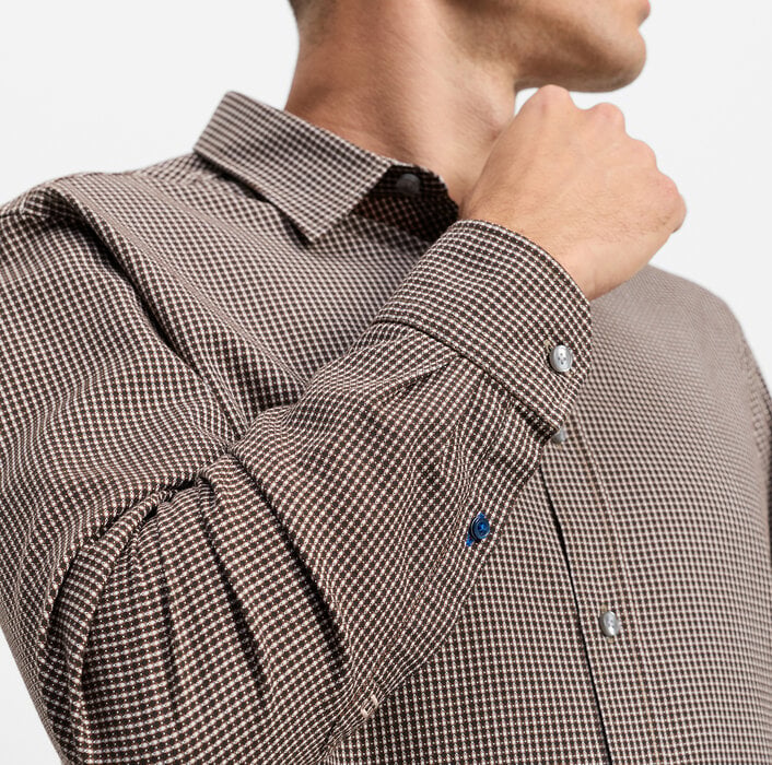 OLYMP Casual – Bild 7 von 7 OLYMP Casual – Bild 7 von 7