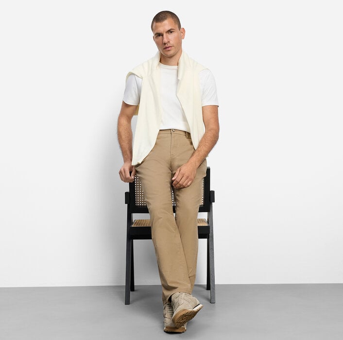 OLYMP Chino – Bild 2 von 7 OLYMP Chino – Bild 2 von 7