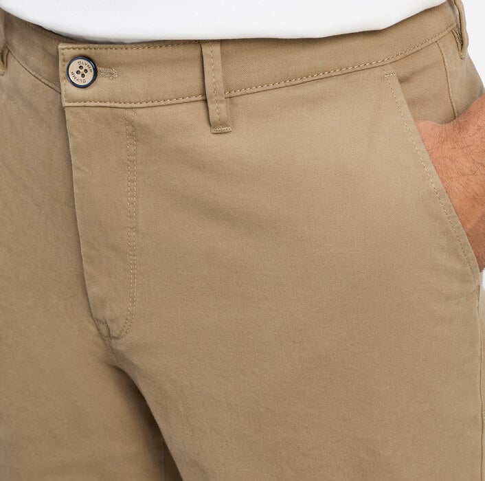 OLYMP Chino – Bild 7 von 7 OLYMP Chino – Bild 7 von 7