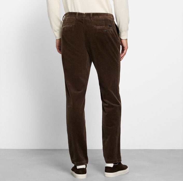 OLYMP Chino – Bild 6 von 7 OLYMP Chino – Bild 6 von 7