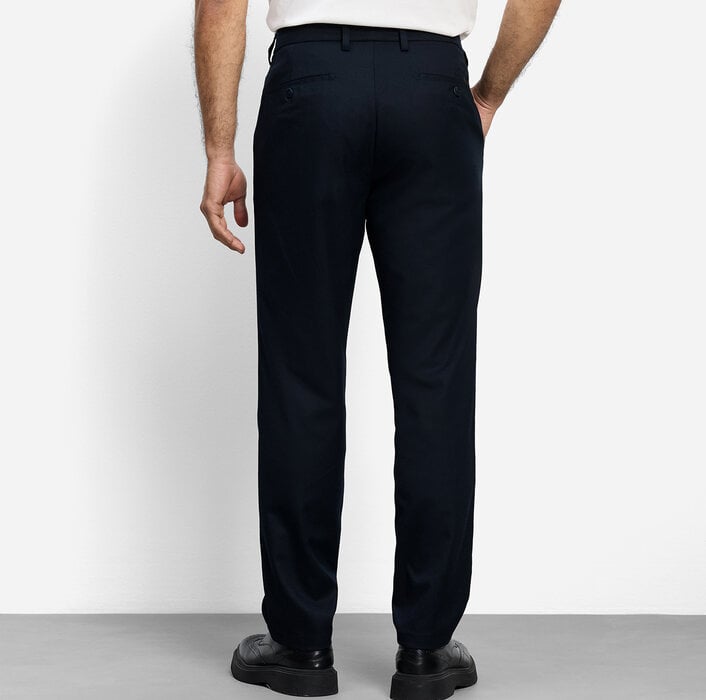 OLYMP Chino – Bild 6 von 7 OLYMP Chino – Bild 6 von 7