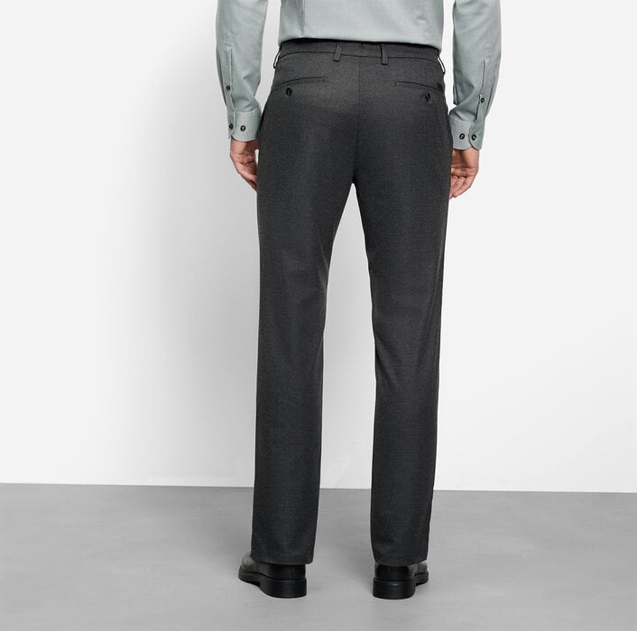 OLYMP Chino – Bild 6 von 7 OLYMP Chino – Bild 6 von 7