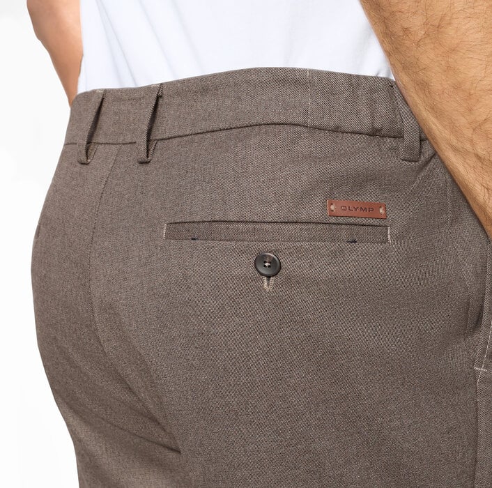 OLYMP Chino – Bild 7 von 7 OLYMP Chino – Bild 7 von 7