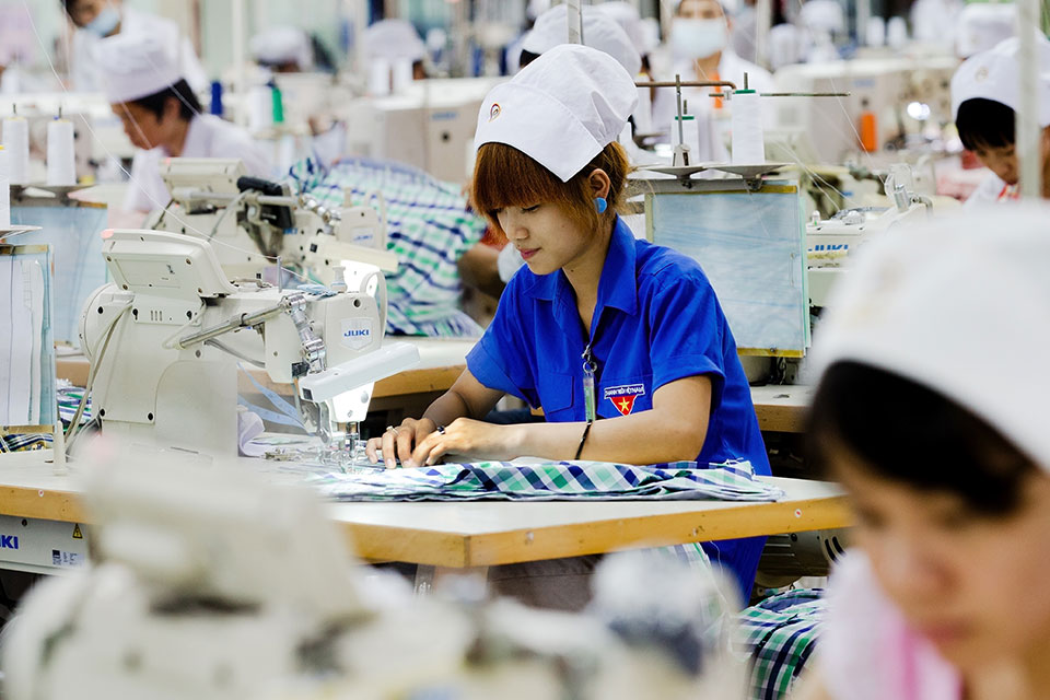 teaser-2-desktop-mobile-960x640-olymp_produktionsstaette_vietnam.jpg
